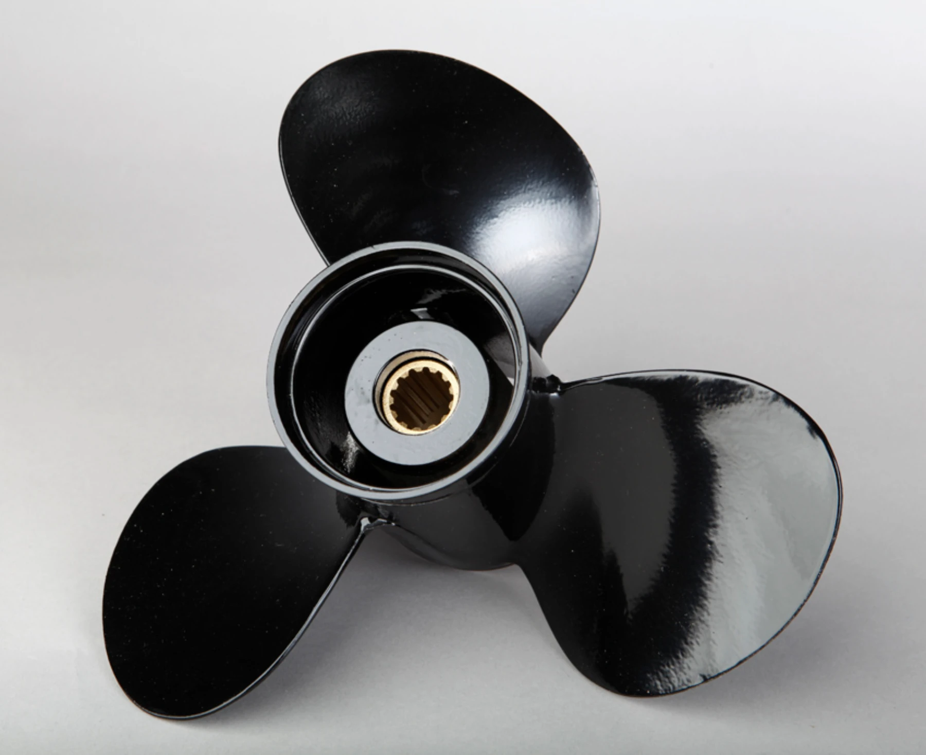 Propeller för Tohatsu, stigning 14 tum