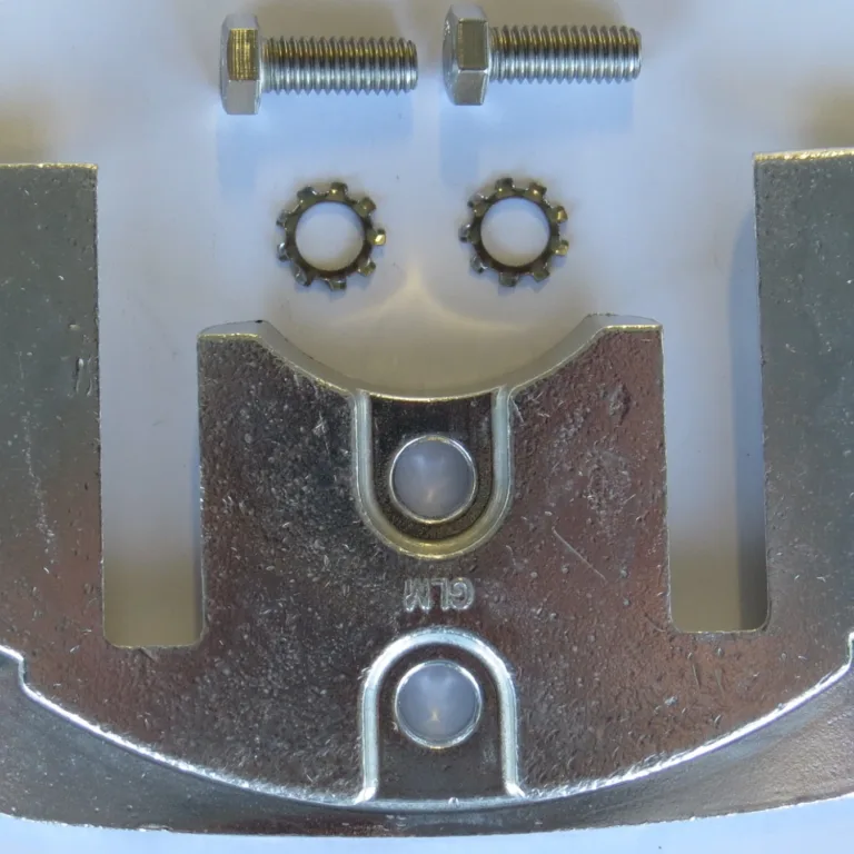 Anod längst fram på drevet