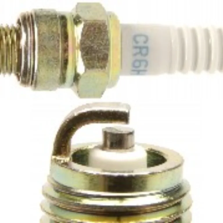 Tändstift NGK CR4HSB.