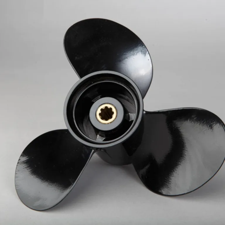 3-bl båtpropeller för Honda, stigning 9 tum