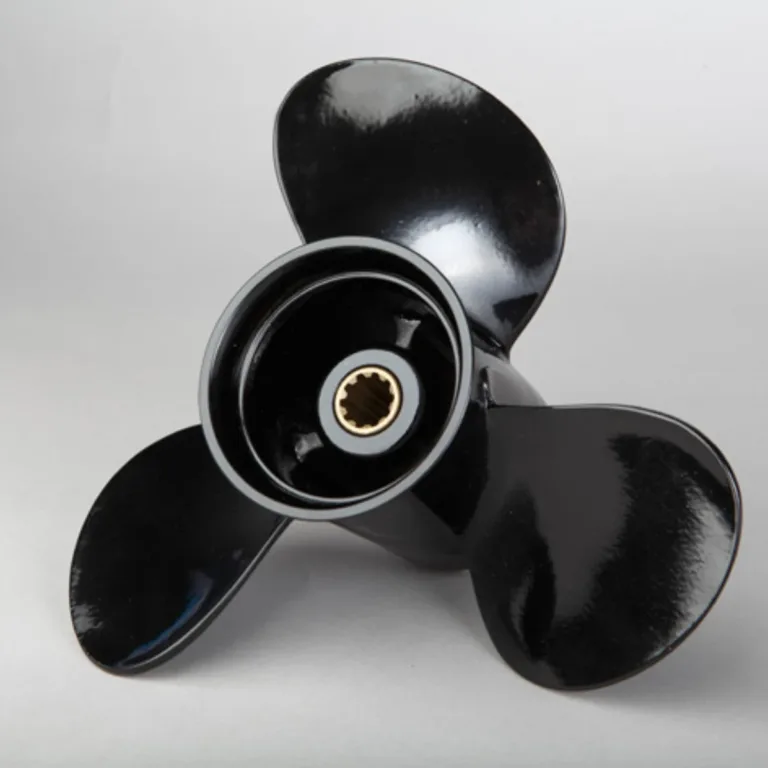 3-bl båtpropeller för Honda, stigning 14 1/4 tum