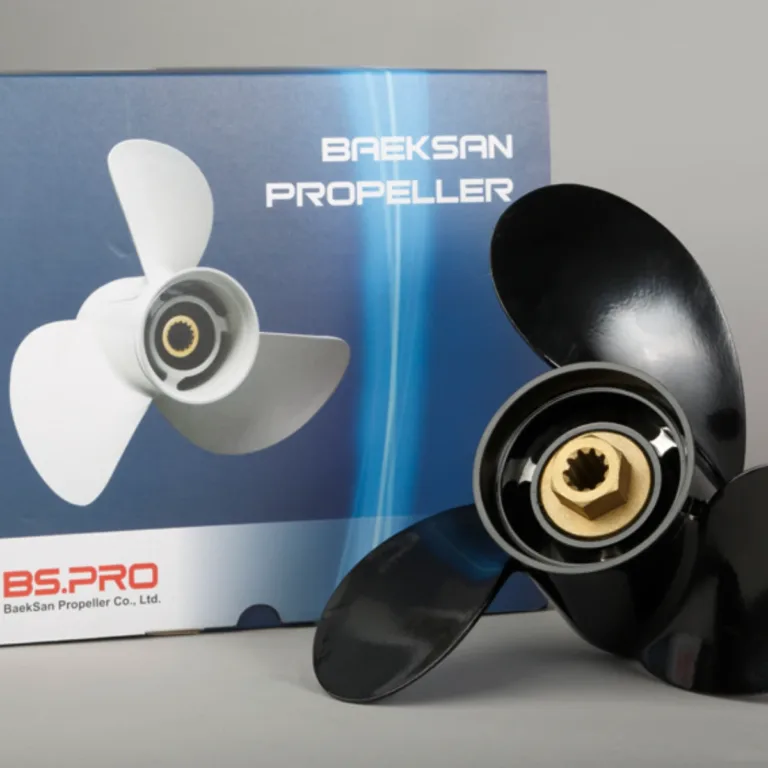 3-bl båtpropeller till Mercury stigning 11 tum