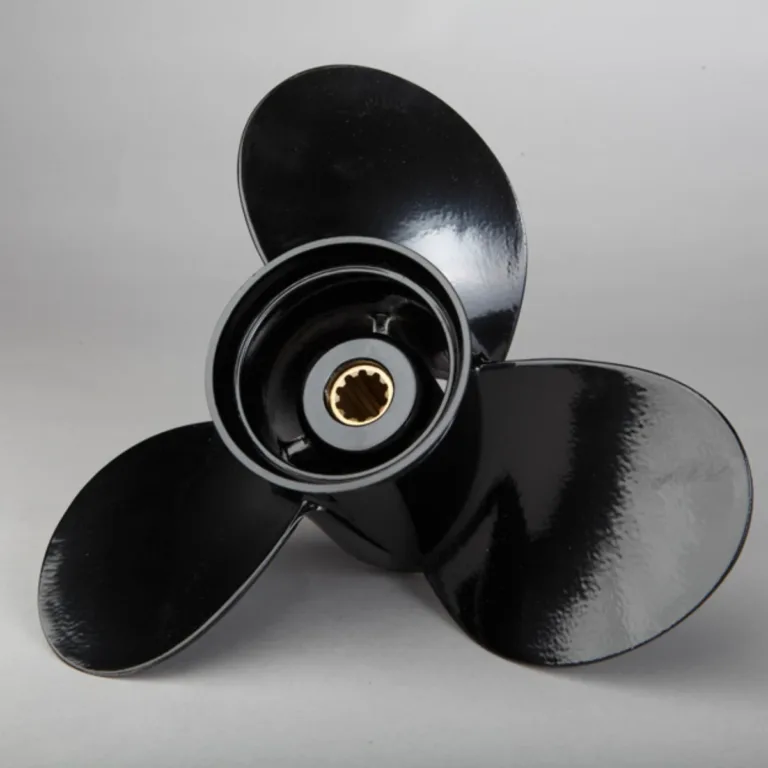 Propeller för Suzuki/Johnson 4-takt, stigning 11 tum