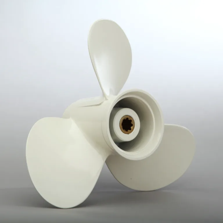 Propeller för Yamaha, stigning 9 3/4 tum