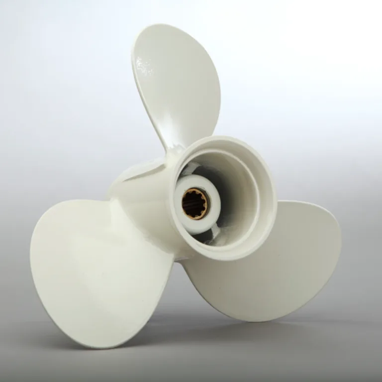 Båtpropeller för Yamaha, stigning 11 1/4 tum